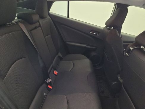 Used 2020 Toyota Prius LE AWD/4WD image 19