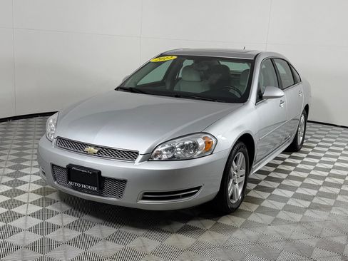 Used 2012 Chevrolet Impala LT w/ LT Sunroof Package FWD image 10