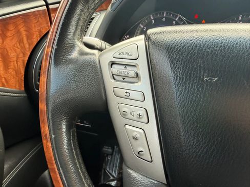 Used 2016 INFINITI QX80 4WD w/ Deluxe Technology Package image 21