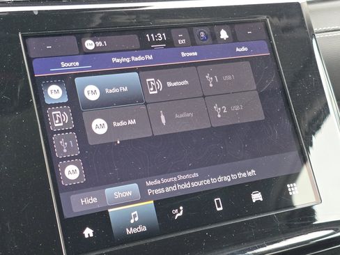 Used 2023 Jeep Grand Cherokee L Laredo image 6