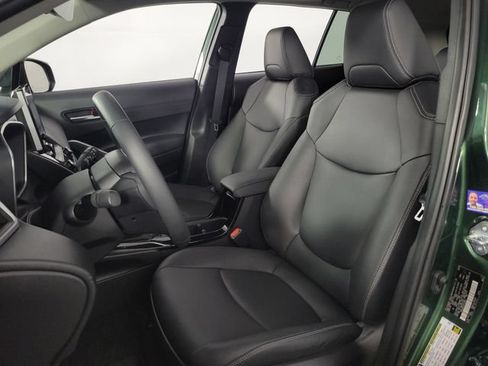 Used 2025 Toyota Corolla Cross XLE w/ Convenience Package AWD/4WD image 11