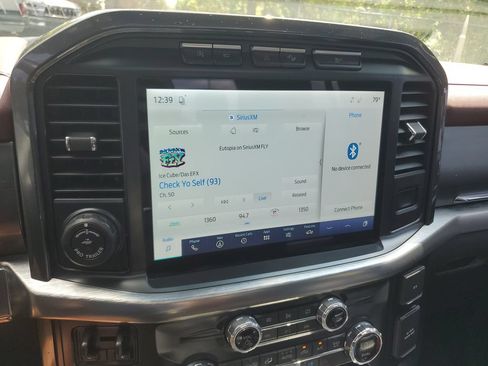 Used 2021 Ford F150 Lariat w/ Equipment Group 502A High AWD/4WD image 26