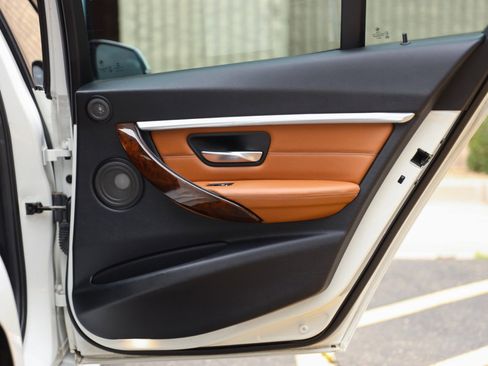 Used 2017 BMW 340i Sedan image 30