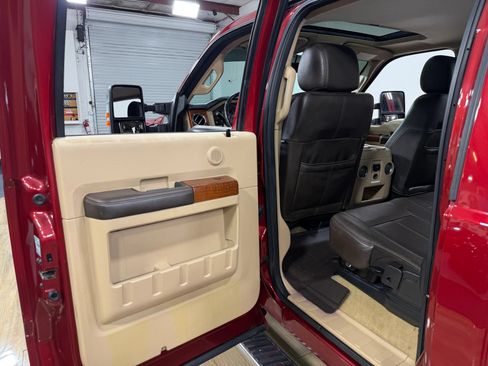 Used 2015 Ford F250 King Ranch w/ FX4 Off-Road Package AWD/4WD image 15