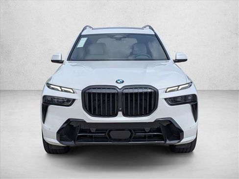 New 2027 BMW X7 xDrive40i w/ Executive Package AWD/4WD image 5