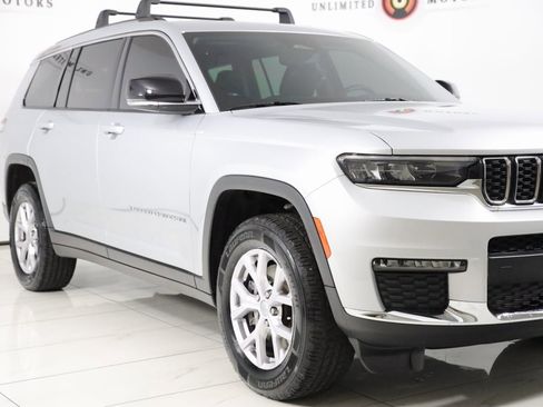 Used 2022 Jeep Grand Cherokee L Limited image 41