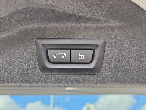 Certified 2024 BMW X7 xDrive40i w/ Executive Package image 10