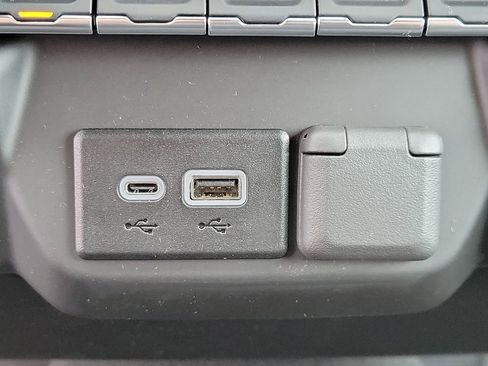 New 2026 Chevrolet Silverado 1500 Custom image 31