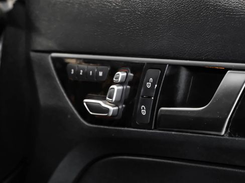 Used 2014 Mercedes-Benz E 550 Cabriolet image 45