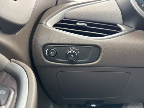 Used 2022 Chevrolet Malibu LS w/ Driver Confidence Package II image 21