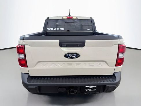 Used 2025 Ford Maverick Lariat w/ 4K Tow Package AWD/4WD image 8