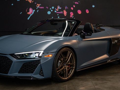 Used 2022 Audi R8 V10 RWD image 2