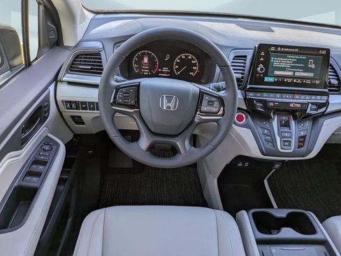 New 2026 Honda Odyssey EX-L image 17