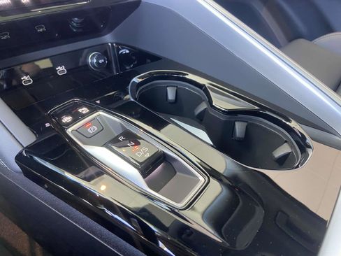 New 2025 Audi Q5 Prestige image 27