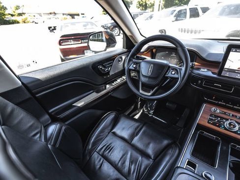 Used 2020 Lincoln Aviator Reserve w/ Equipment Group 202A AWD/4WD image 24