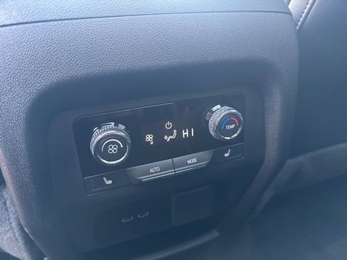 Used 2024 Chevrolet Traverse RS w/ LPO, Floor Liner Package image 33