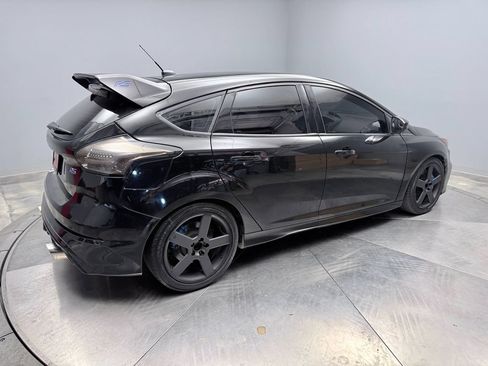 Used 2016 Ford Focus RS AWD/4WD image 5