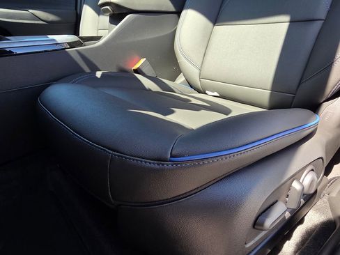 New 2026 Buick Envista Sport Touring w/ Convenience I Package FWD image 22