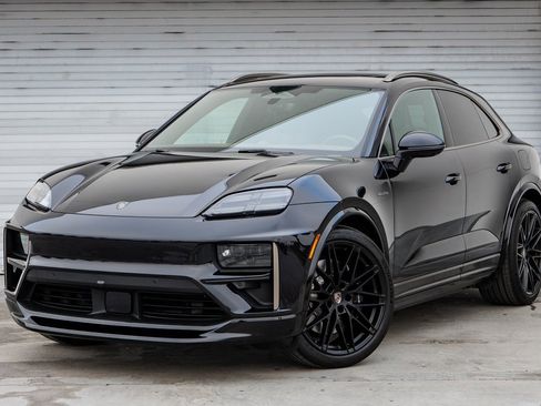 Certified 2025 Porsche Macan Turbo Electric image 1