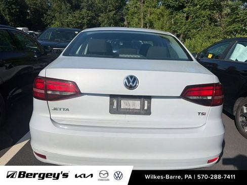 Used 2017 Volkswagen Jetta S FWD image 5