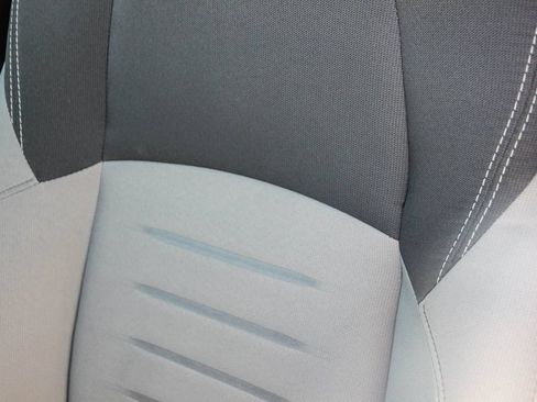 Used 2025 Toyota Tacoma TRD Sport AWD/4WD image 23