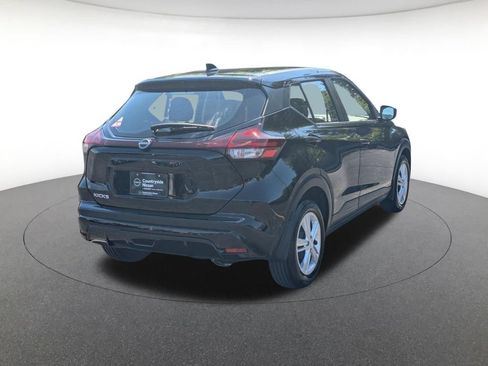 Used 2025 Nissan Kicks Play S FWD image 5