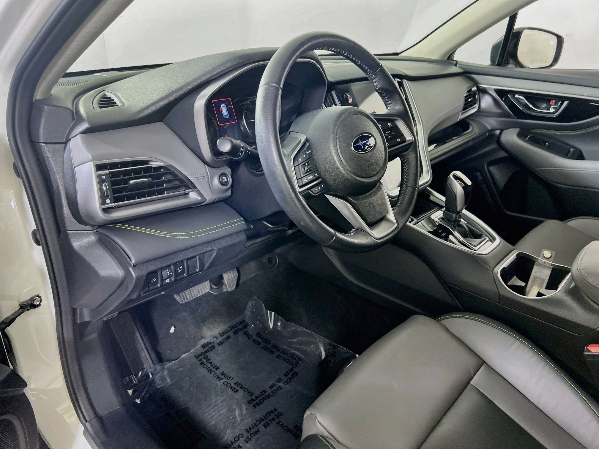 Used 2023 Subaru Outback Onyx Edition AWD/4WD image 9