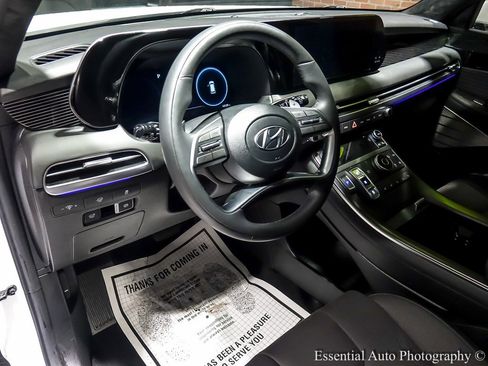 Used 2024 Hyundai Palisade Calligraphy image 15