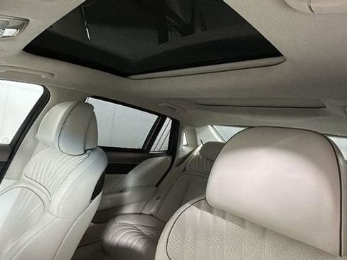 Used 2023 Genesis G90 3.5T AWD/4WD image 12