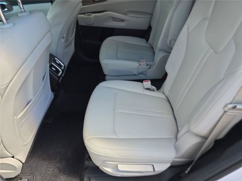 Used 2022 Kia Sorento EX w/ Panoramic Sunroof Package FWD image 15