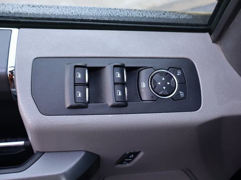 Used 2018 Ford F150 XLT w/ Equipment Group 302A Luxury image 23