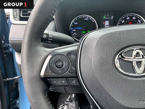 Used 2022 Toyota RAV4 SE w/ Convenience Package AWD/4WD image 24