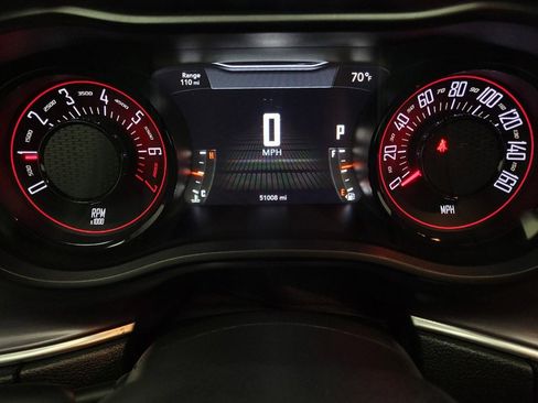 Used 2016 Dodge Challenger SXT Plus image 23