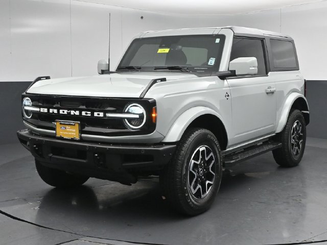 Certified 2023 Ford Bronco Outer Banks AWD/4WD image 3