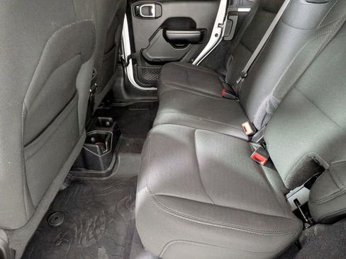 Used 2019 Jeep Wrangler Unlimited Sport S image 25