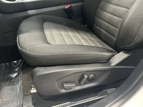 Used 2024 Ford Edge SEL w/ Cargo Accessory Package AWD/4WD image 17