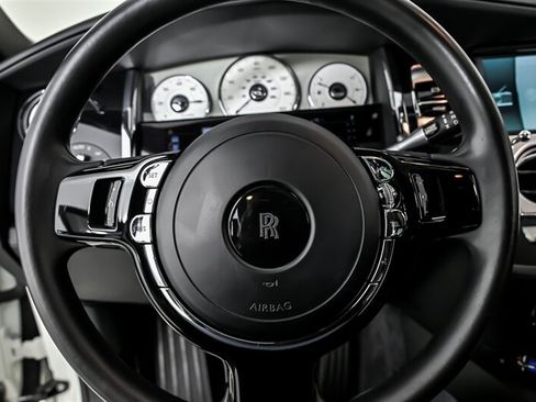Used 2015 Rolls-Royce Ghost RWD image 27