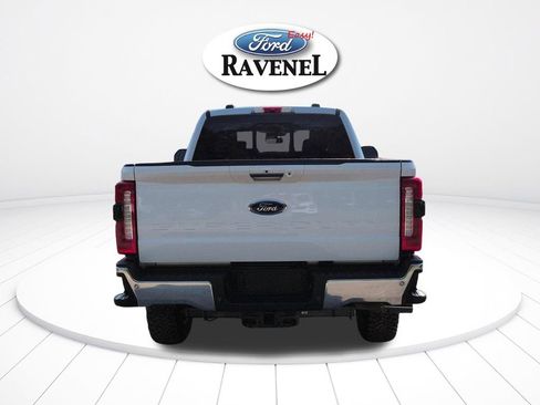 Used 2023 Ford F250 Lariat w/ Lariat Ultimate Package AWD/4WD image 5