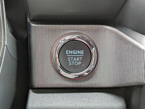 New 2026 Ford F250 Platinum w/ Tremor Off-Road Package image 21