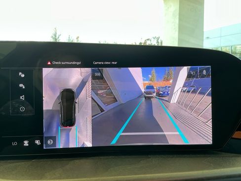 New 2025 Audi Q5 Premium Plus image 18