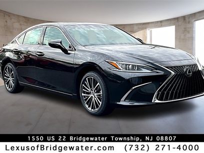 New 2025 Lexus ES 300h w/ Premium Package