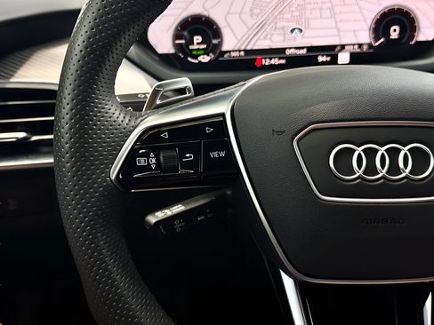 Used 2022 Audi RS e-tron GT w/ Carbon Performance Package AWD/4WD image 13