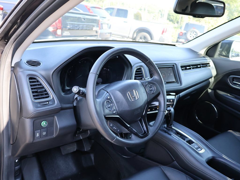 Used 2017 Honda HR-V EX-L image 16