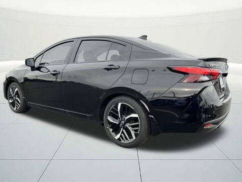New 2025 Nissan Versa SR w/ Trunk Package image 3