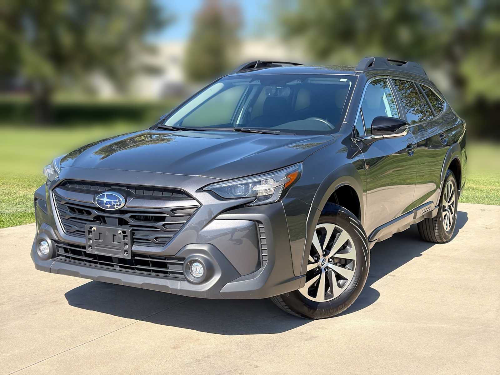 Certified 2024 Subaru Outback Premium AWD/4WD image 1