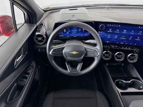 Used 2025 Chevrolet Blazer EV LT image 21