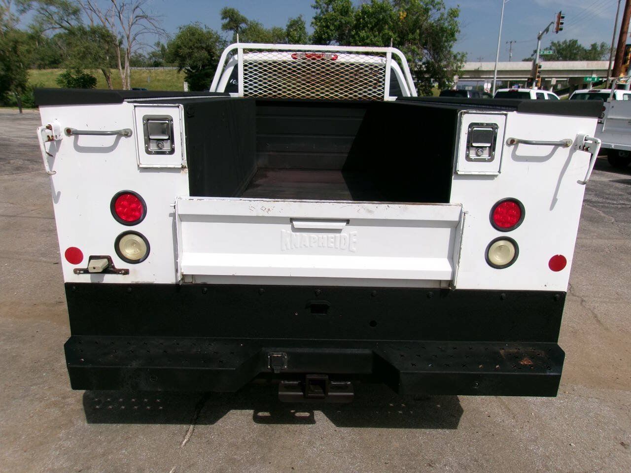 Used 2013 Chevrolet Silverado 2500 W/T AWD/4WD image 4