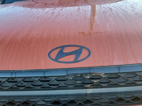 Used 2025 Hyundai Santa Fe Calligraphy FWD image 11
