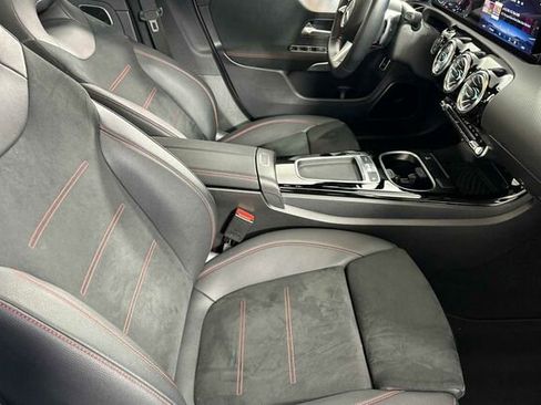 Certified 2025 Mercedes-Benz CLA 250 image 17