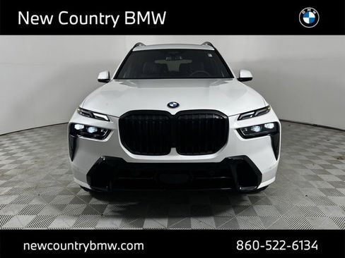 New 2026 BMW X7 xDrive40i image 2